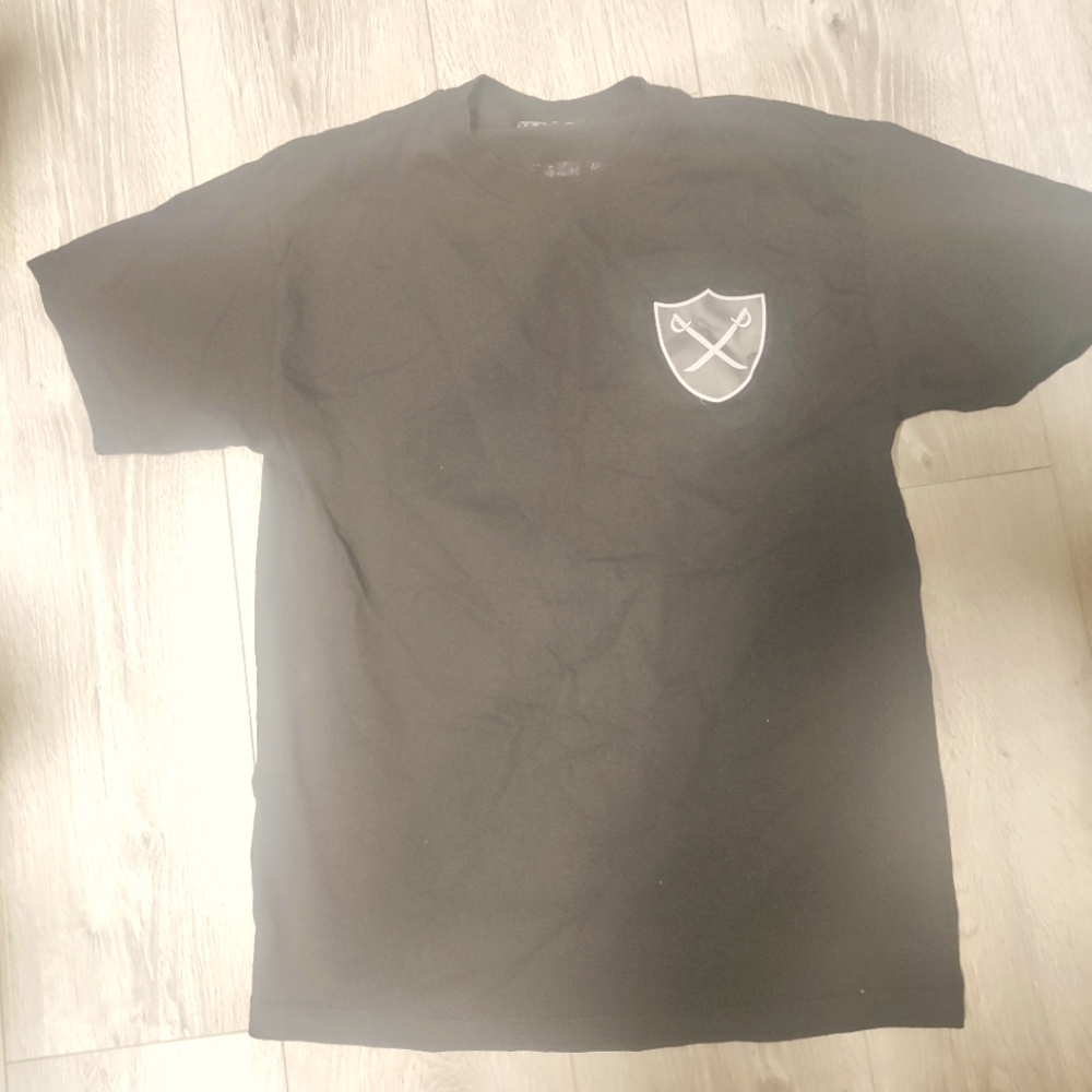 Thehundreds t-shirt